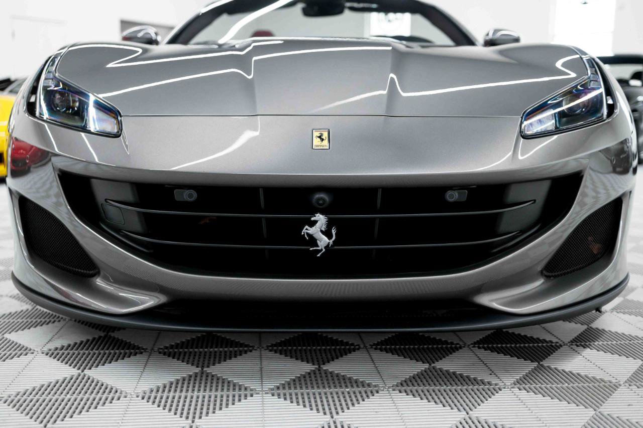 Used 2020 Ferrari Portofino RWD image 24