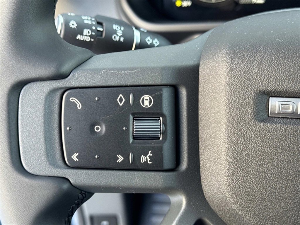 New 2026 Land Rover Defender 110 S image 29