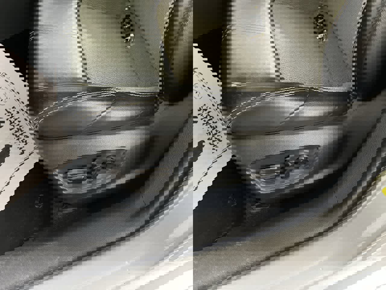 Used 2022 Toyota Corolla XSE image 14