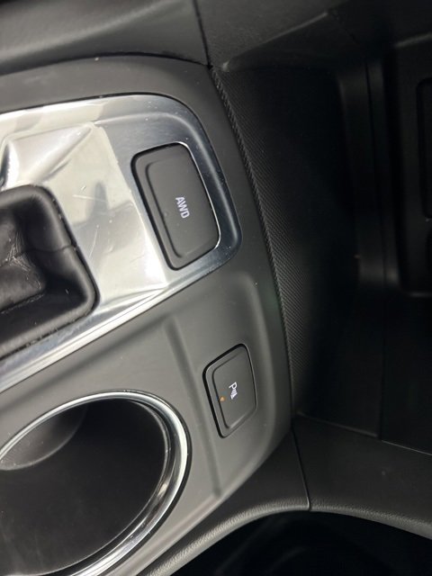 Used 2024 Chevrolet Equinox LT image 19