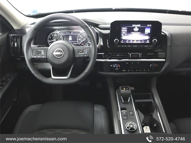 New 2025 Nissan Pathfinder SV image 14