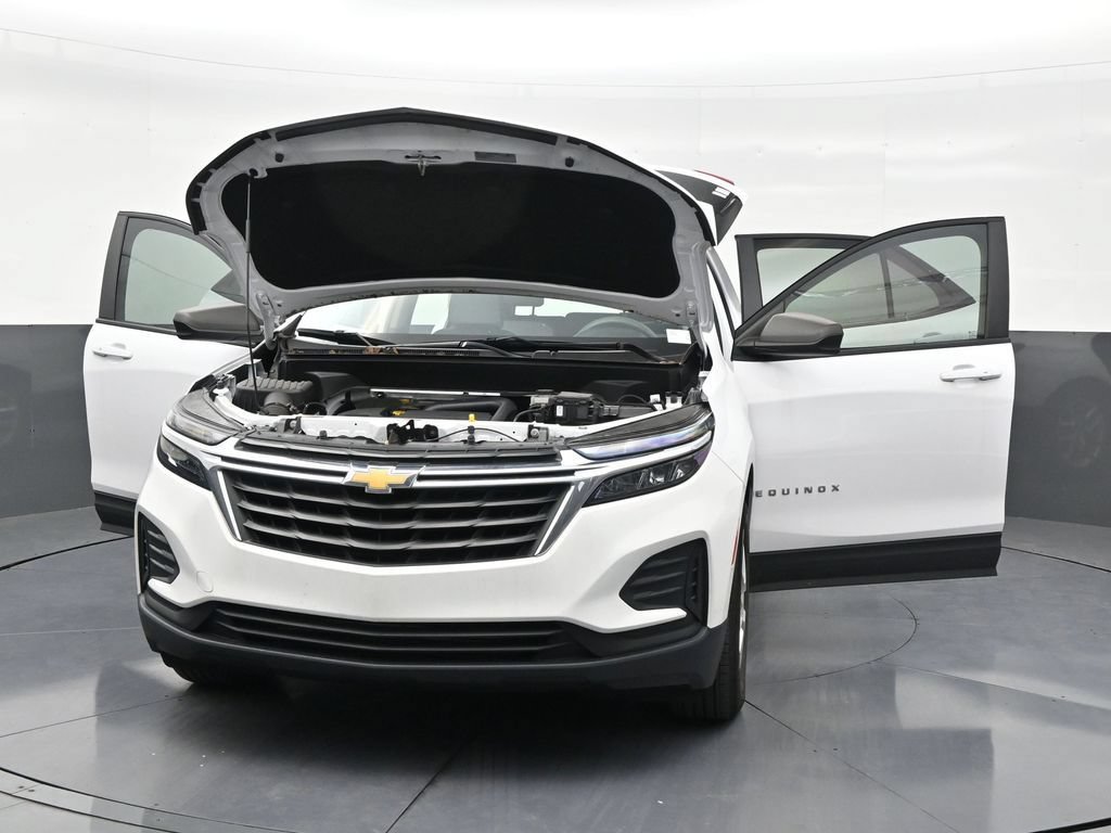 Used 2024 Chevrolet Equinox LS w/ Driver Confidence II Package FWD image 33