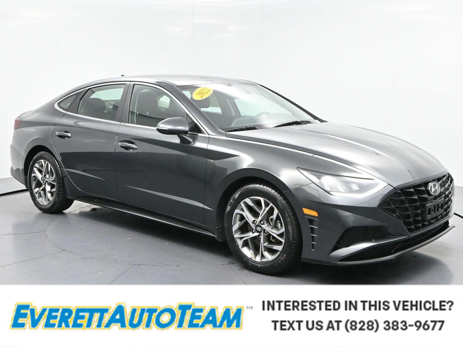 Used 2022 Hyundai Sonata SEL FWD image 1