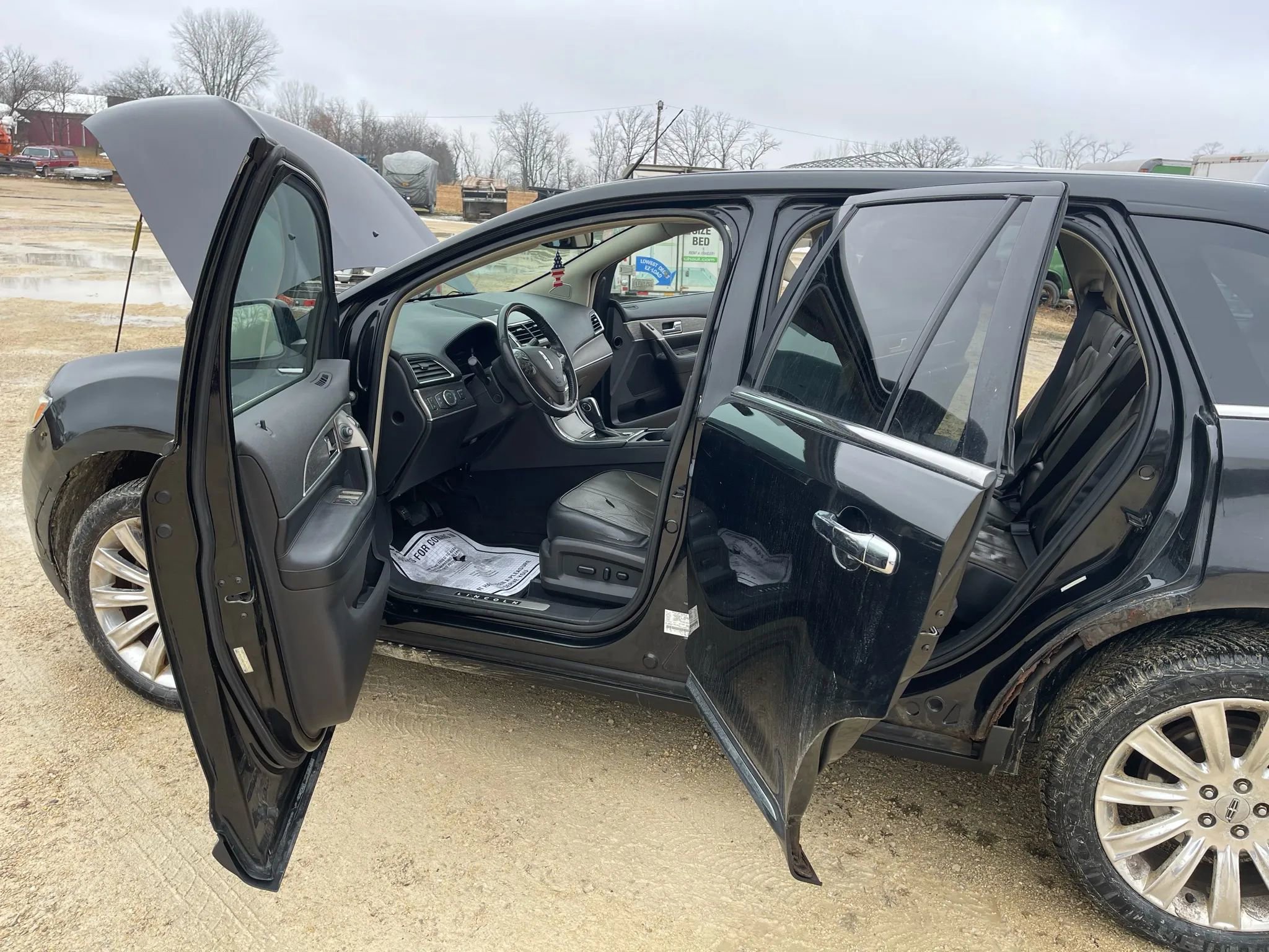 Used 2011 Lincoln MKX AWD w/ Sight & Sound Pkg image 10