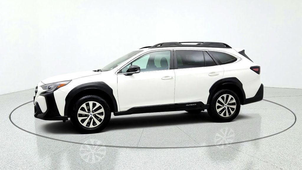 Used 2025 Subaru Outback Premium AWD/4WD image 8