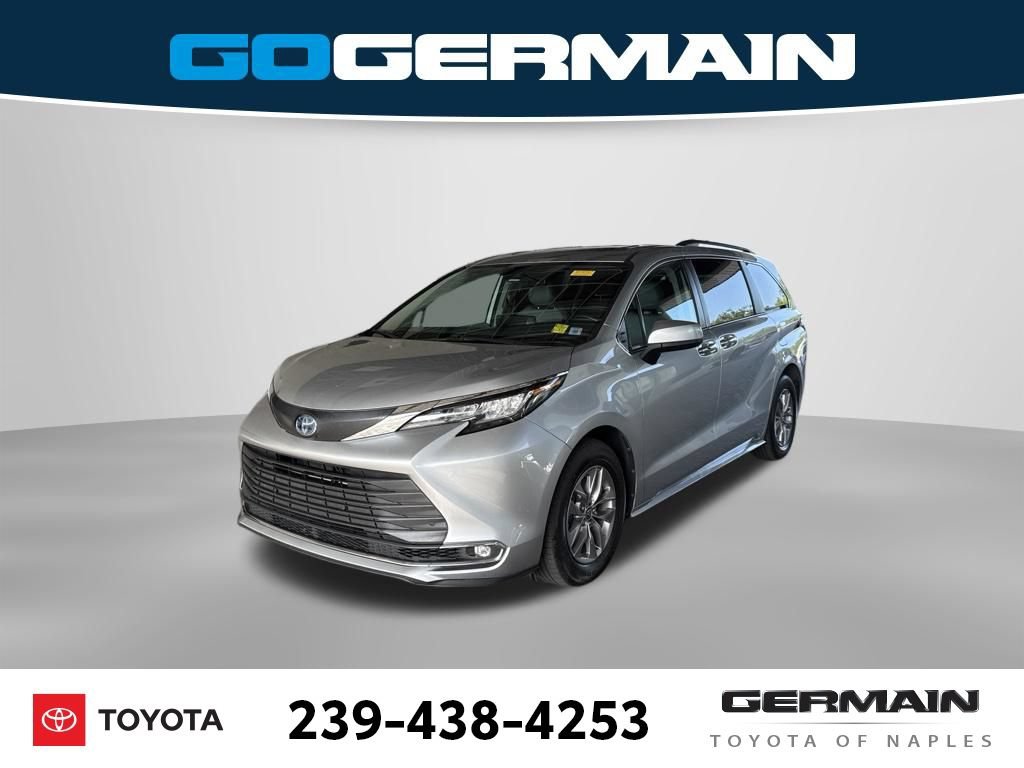 Certified 2022 Toyota Sienna XLE