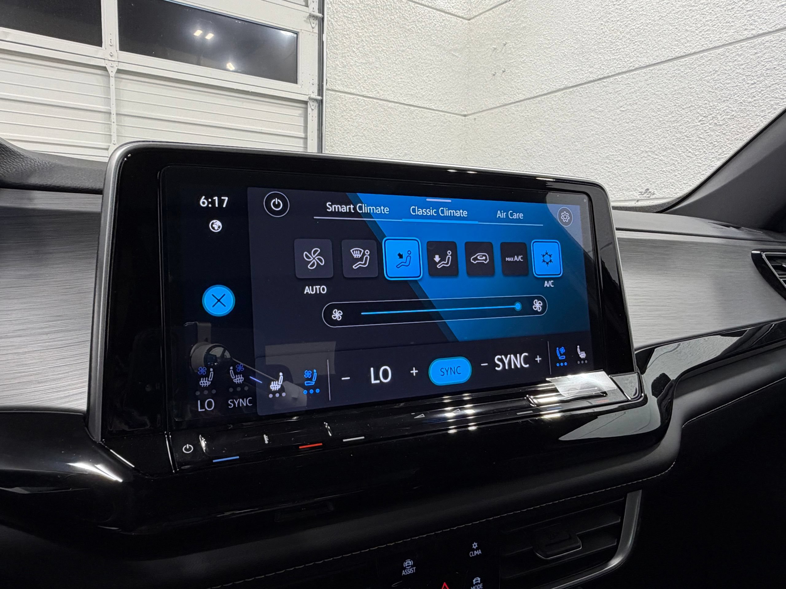 New 2026 Volkswagen Atlas Cross Sport SE AWD/4WD image 47