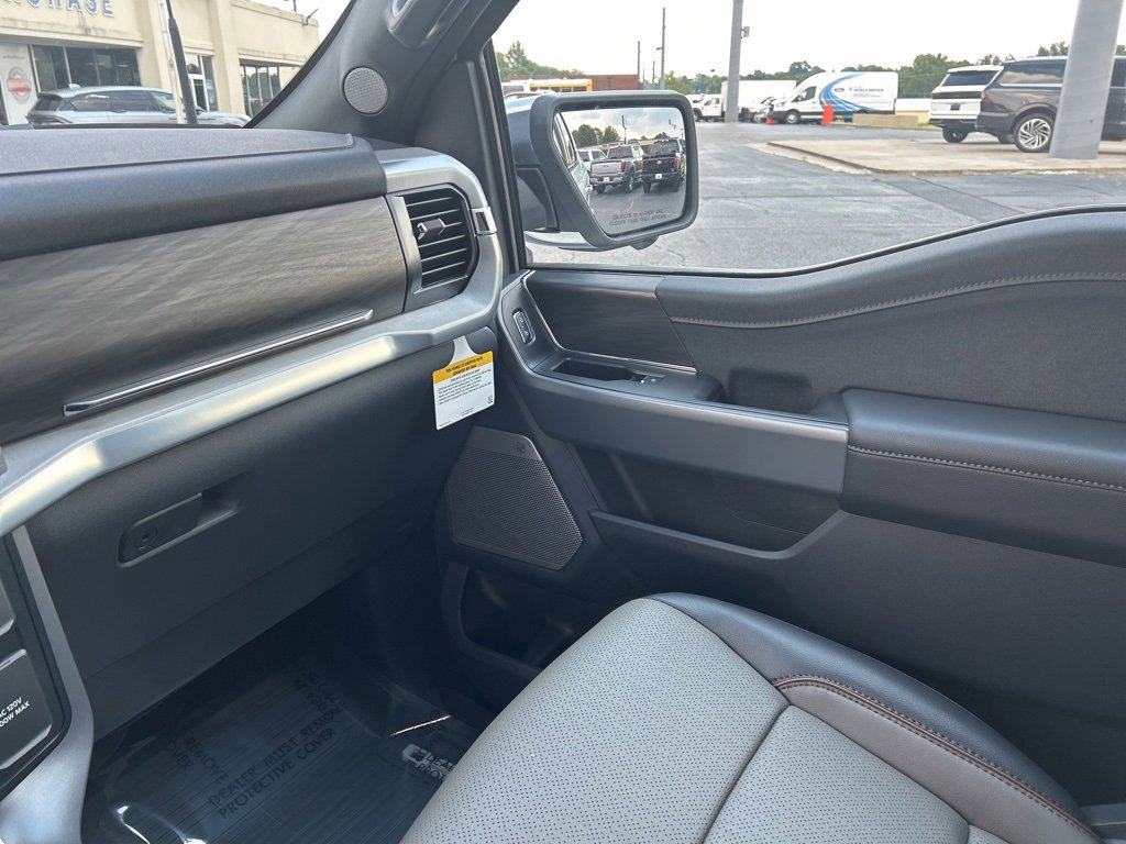 New 2025 Ford F150 Lariat w/ Equipment Group 502A High image 32