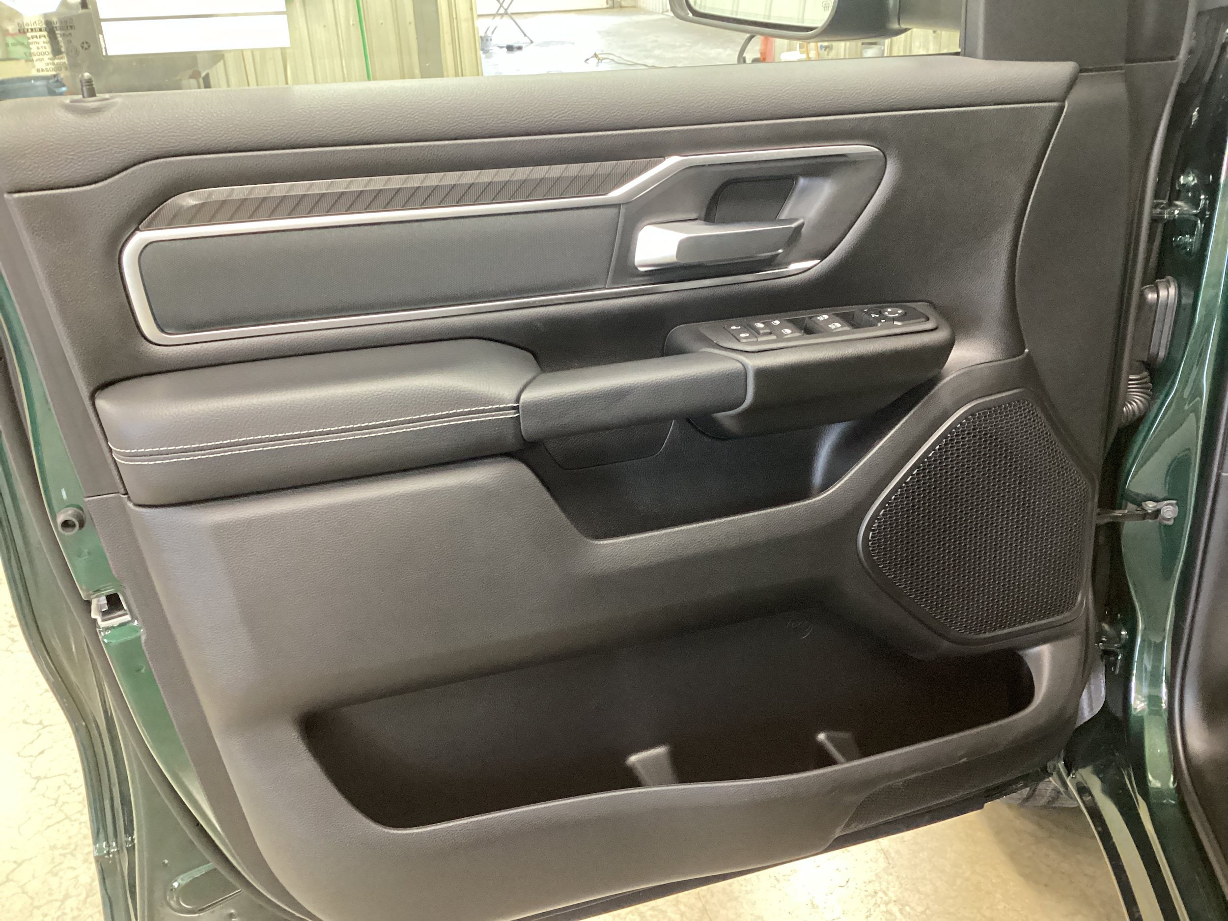 New 2027 RAM 1500 Big Horn AWD/4WD image 12