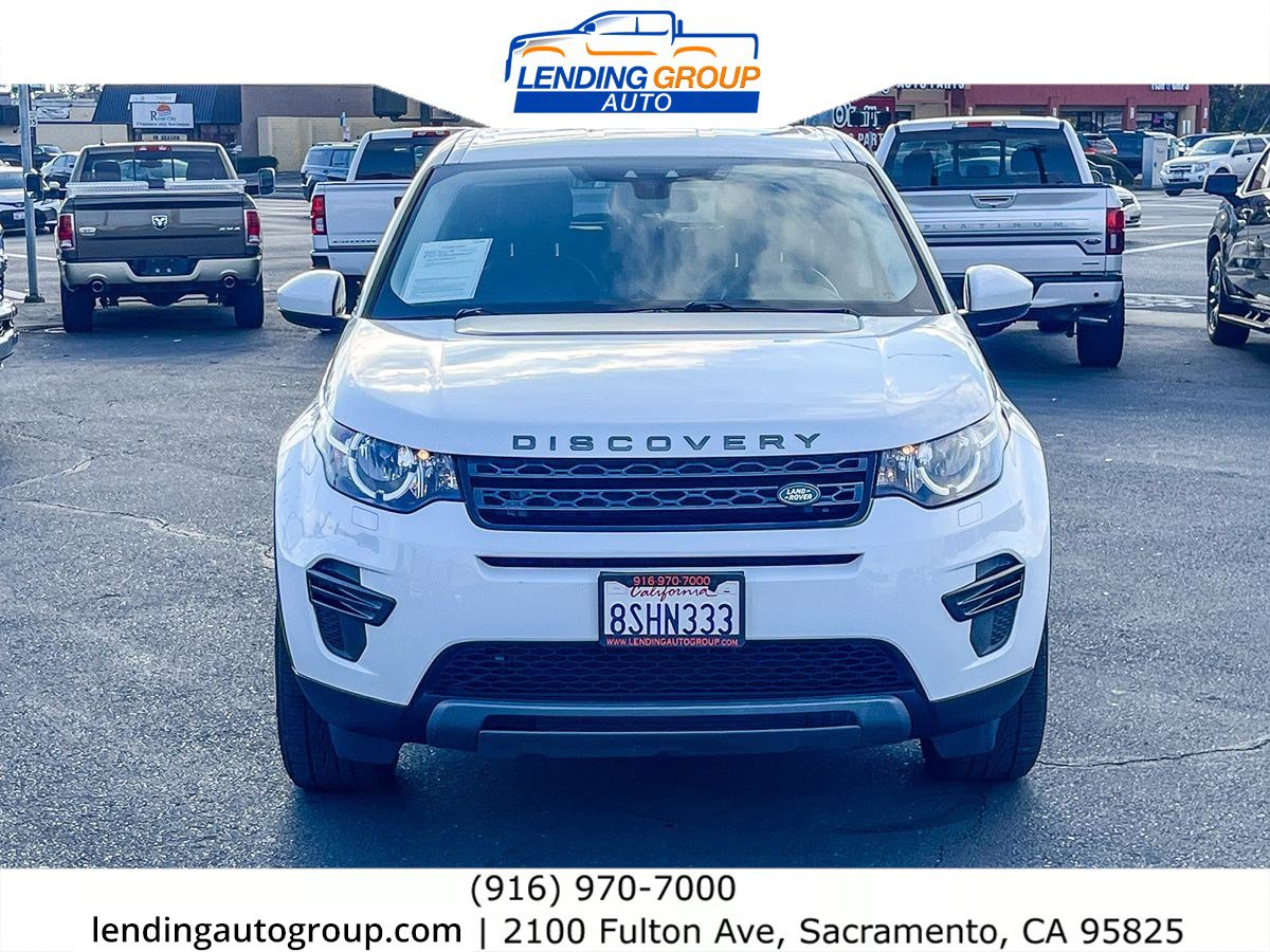 Used 2018 Land Rover Discovery Sport SE image 6