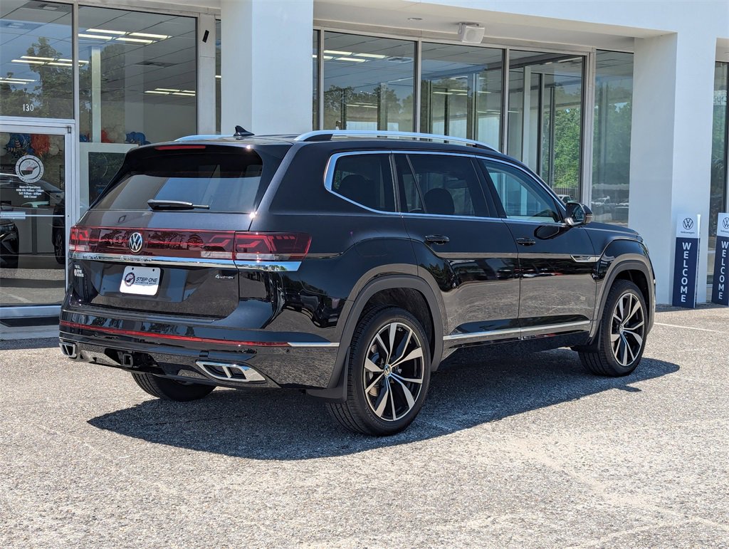 New 2025 Volkswagen Atlas SEL Premium R-Line image 7