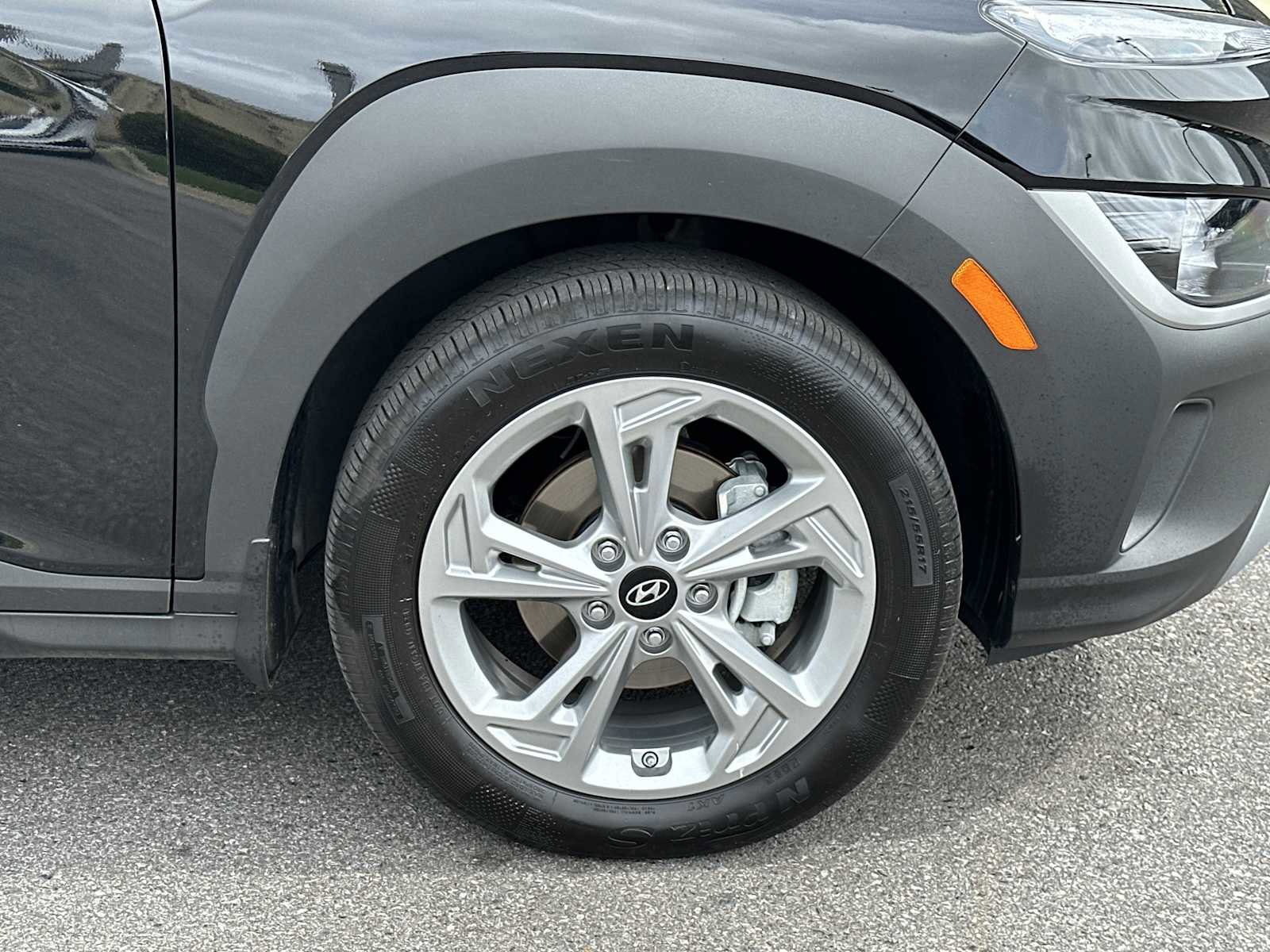 Used 2023 Hyundai Kona SEL image 8