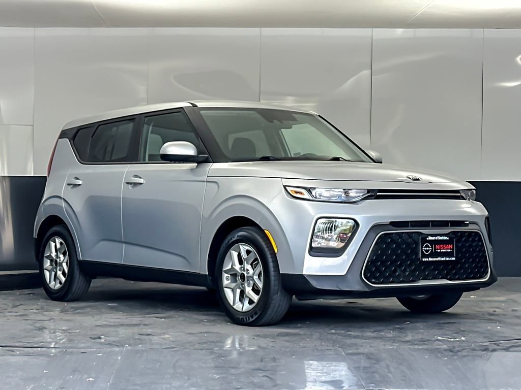 Used 2021 Kia Soul S FWD image 1
