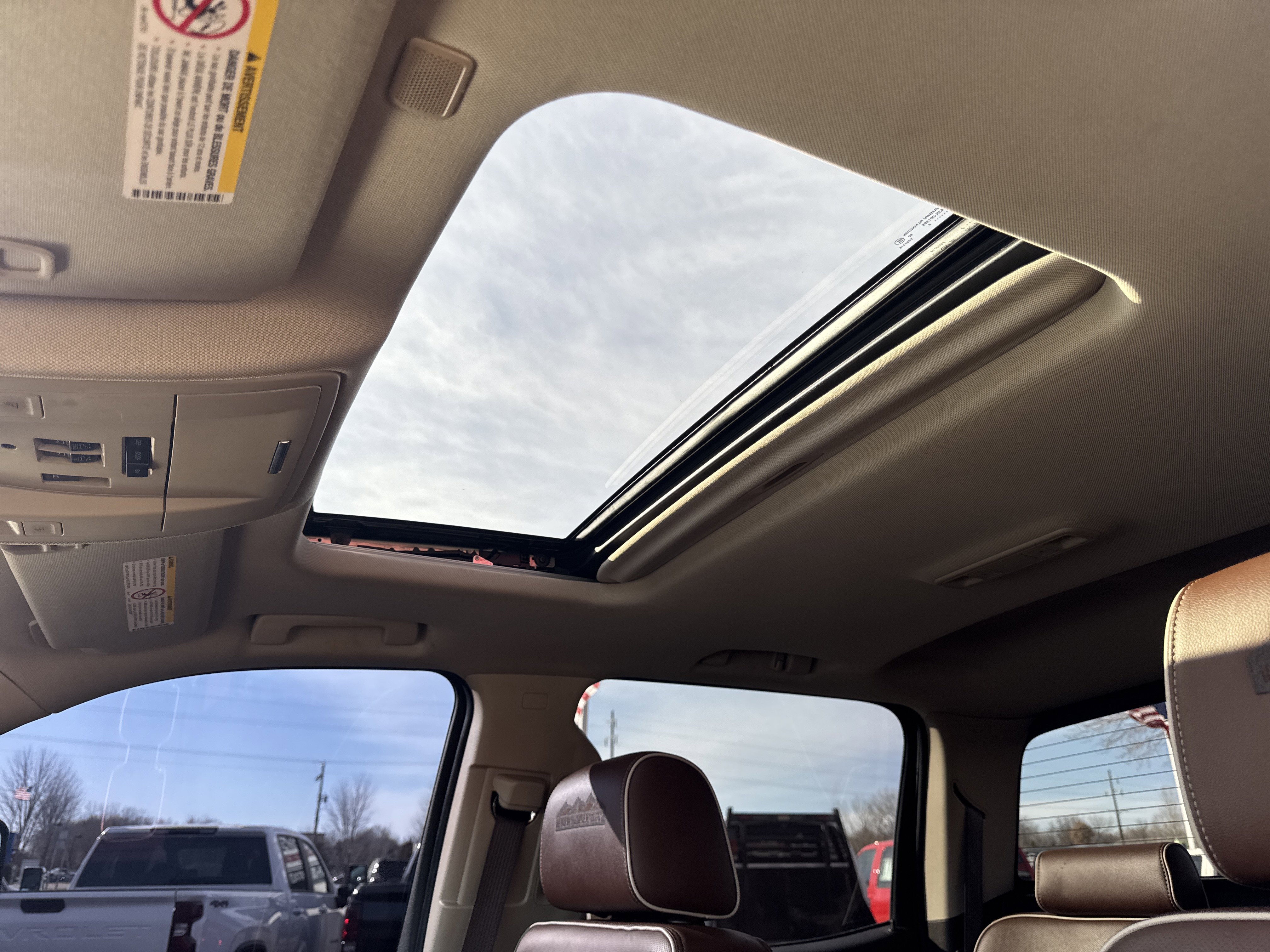 Used 2018 Chevrolet Silverado 2500 High Country w/ Duramax Plus Package image 18