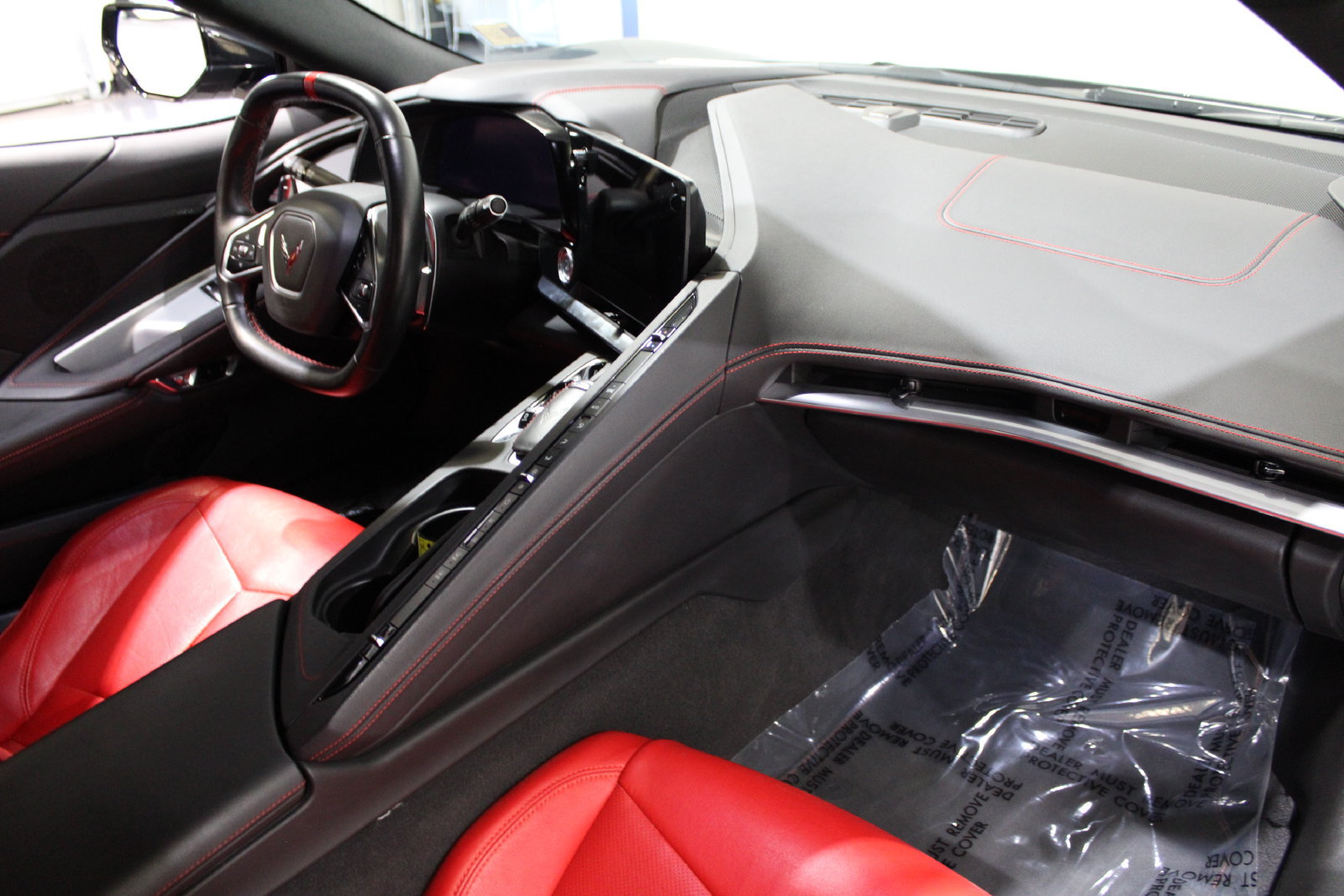 Used 2021 Chevrolet Corvette Stingray Coupe w/ Z51 Performance Package RWD image 34