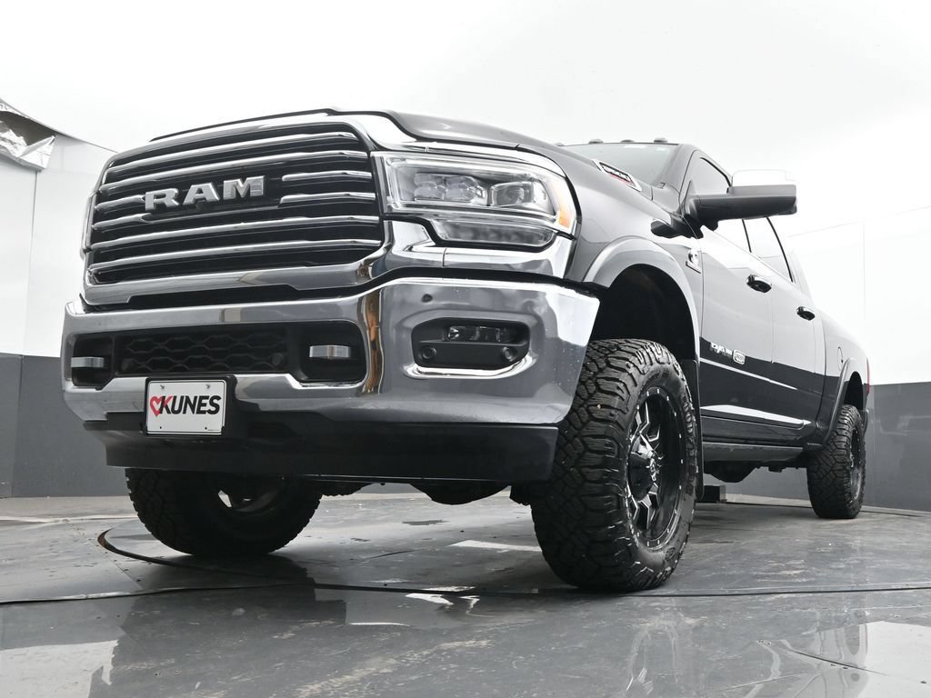 Used 2022 RAM 3500 Limited AWD/4WD image 46