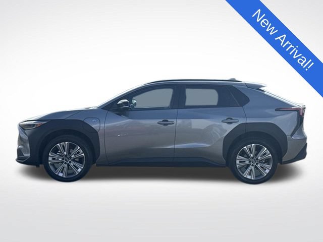 Used 2024 Subaru Solterra AWD/4WD image 4