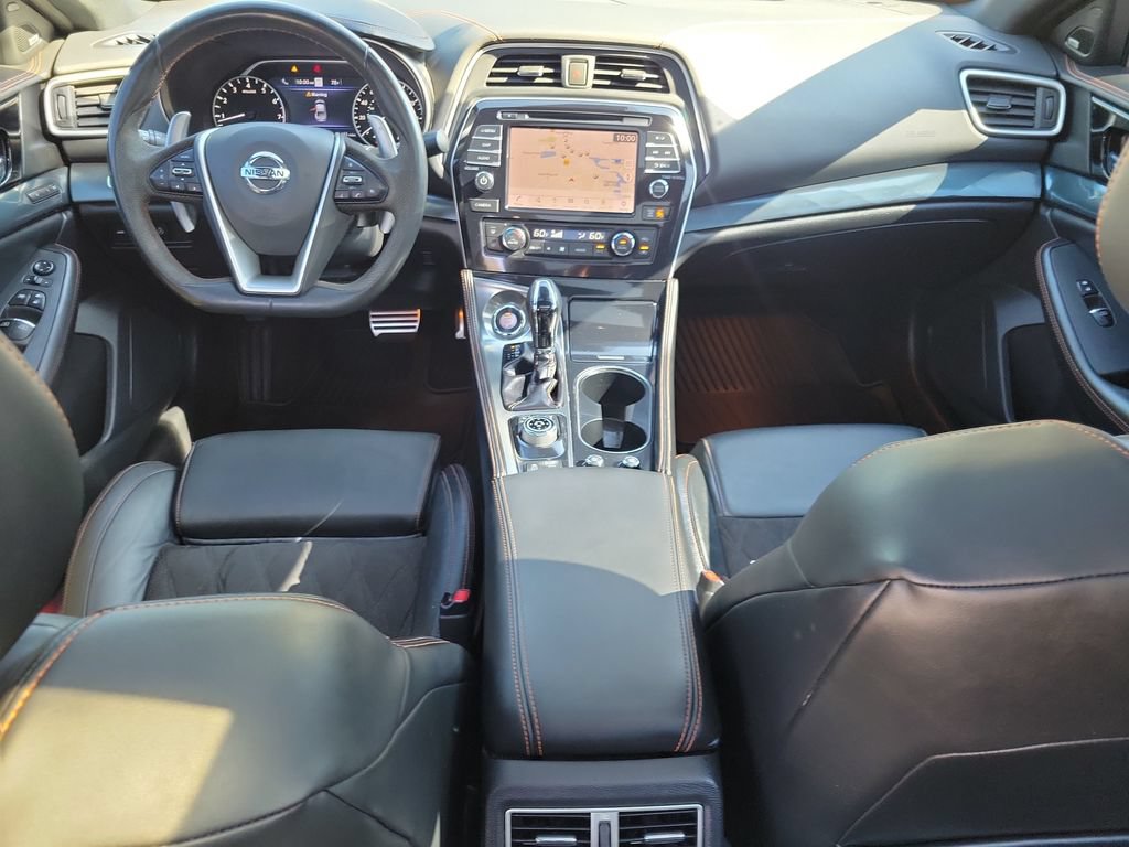 Used 2020 Nissan Maxima SR w/ Sport Mat Group FWD image 17