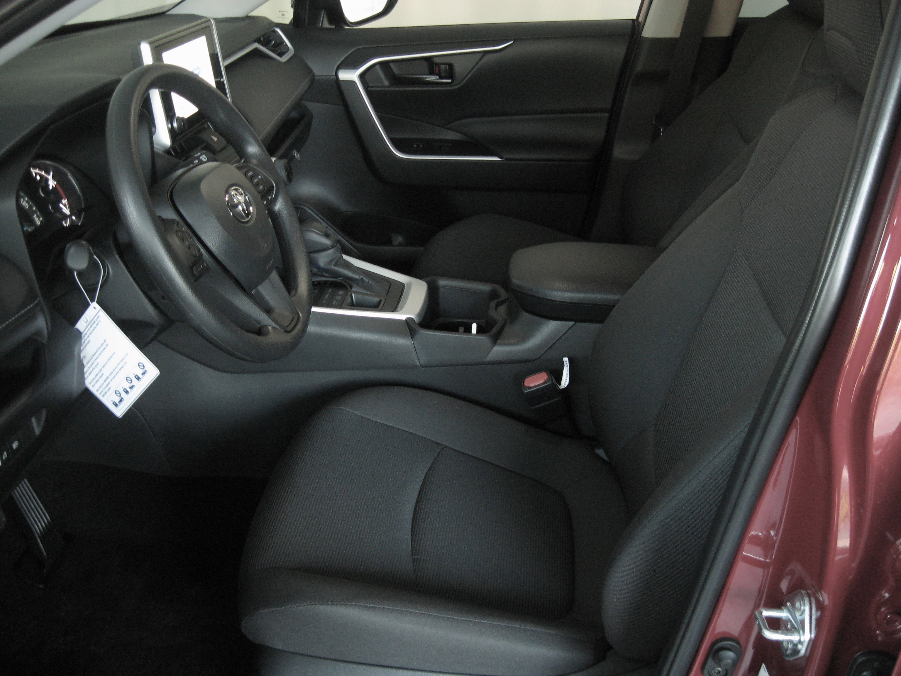 New 2025 Toyota RAV4 LE image 17