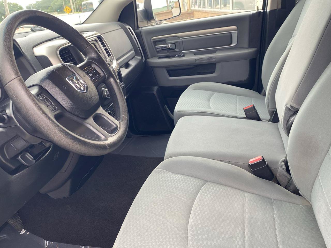 Used 2014 RAM 1500 Classic SLT AWD/4WD image 15