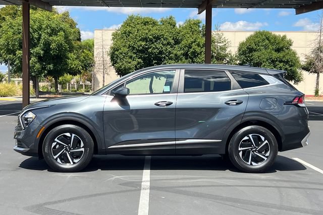 Certified 2023 Kia Sportage LX FWD image 9
