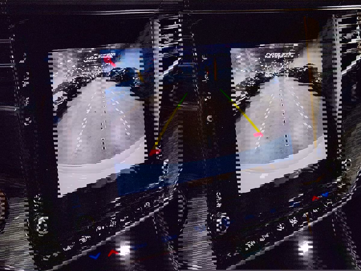 Used 2022 Jeep Wagoneer Series II w/ Premium Group I image 38