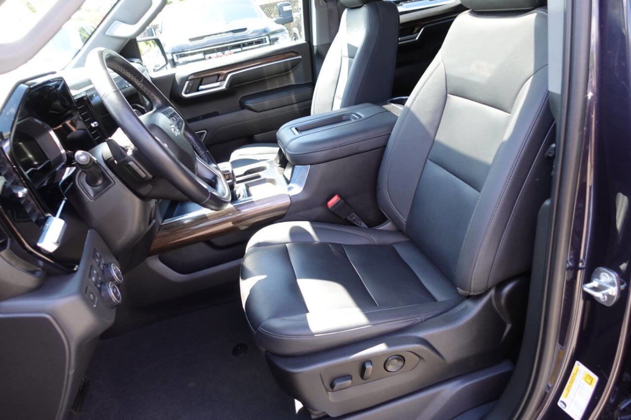 Used 2022 Chevrolet Silverado 1500 LT Trail Boss w/ LT Trail Boss Premium Package AWD/4WD image 24