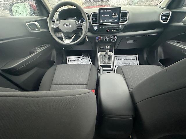 New 2026 Hyundai Venue SE image 10