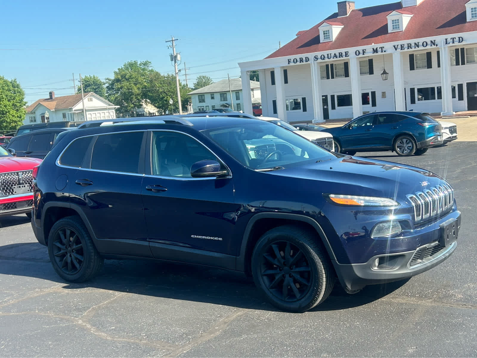 Used 2014 Jeep Cherokee Limited FWD image 3