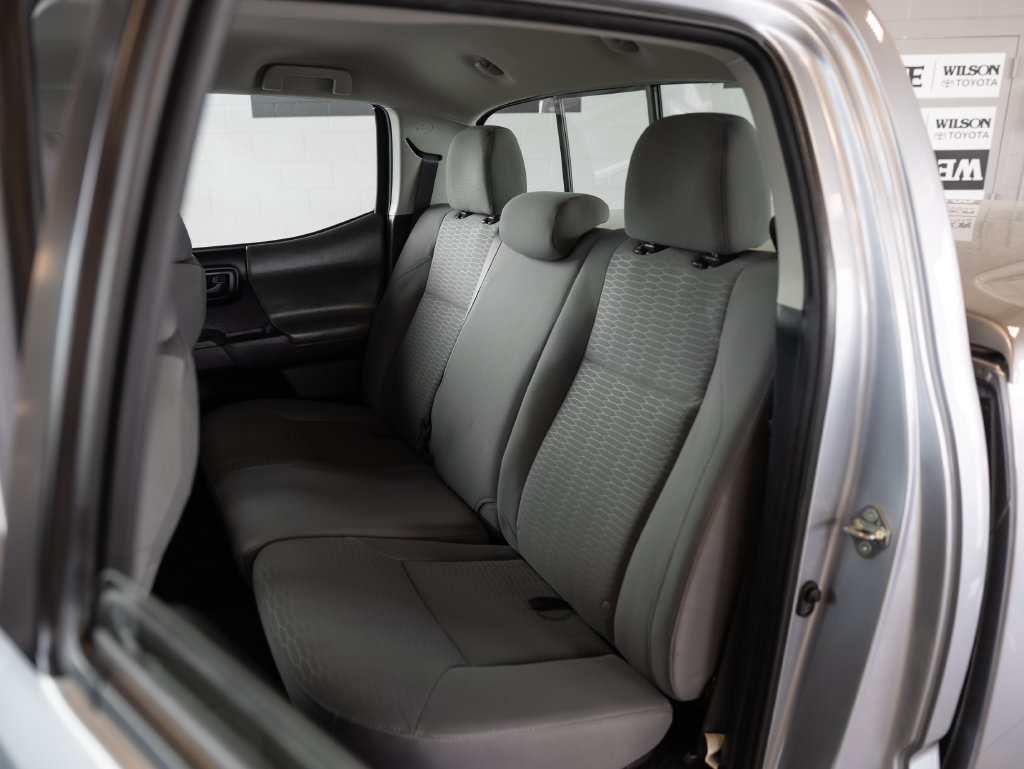 Used 2018 Toyota Tacoma SR w/ SR Convenience Package AWD/4WD image 11