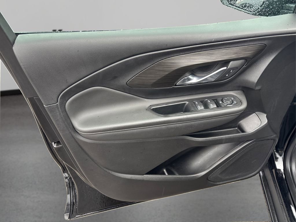 Used 2022 GMC Terrain SLE w/ Driver Convenience Package image 22