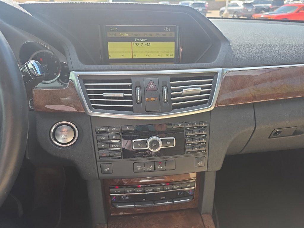 Used 2012 Mercedes-Benz E 350 4MATIC Sedan image 32