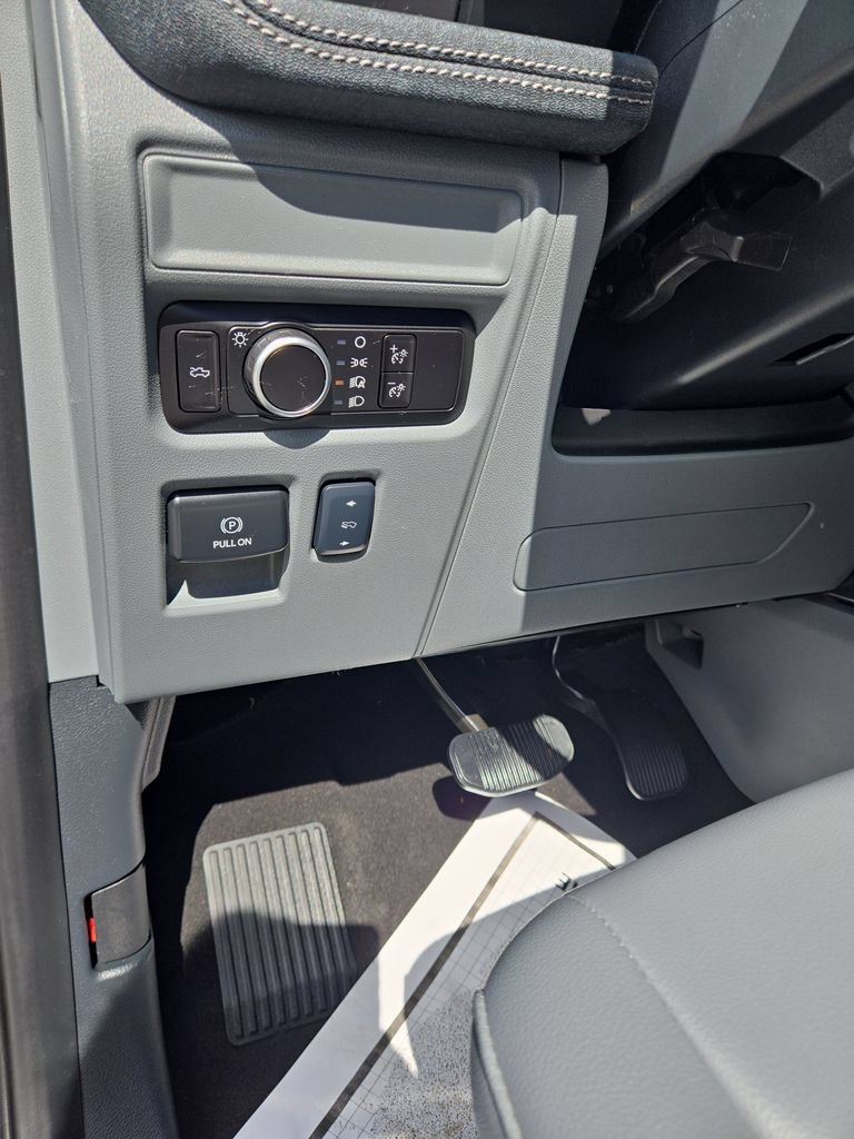 Certified 2025 Ford F150 Lightning Flash AWD/4WD image 16