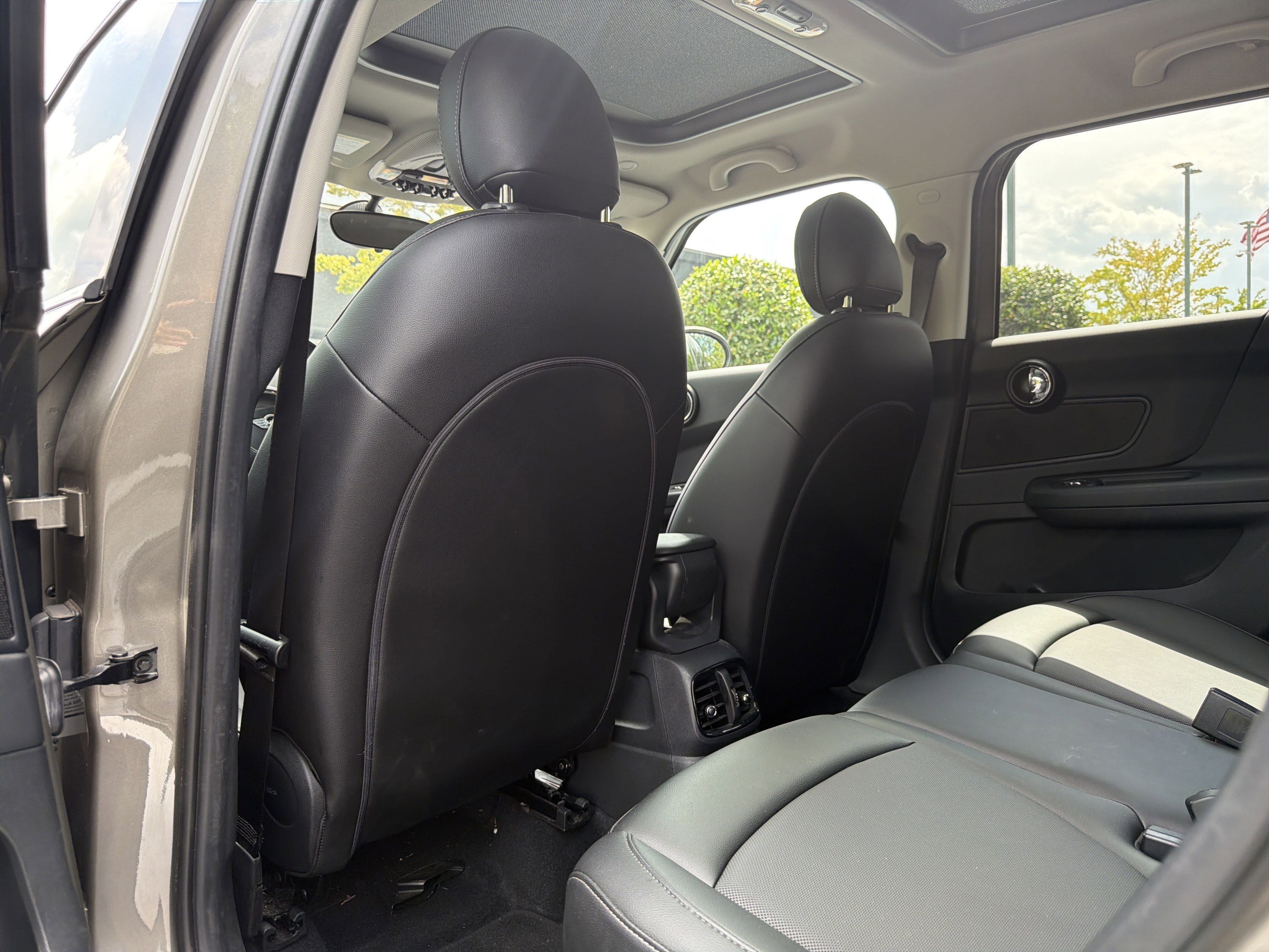 Used 2018 MINI Cooper Countryman FWD image 22