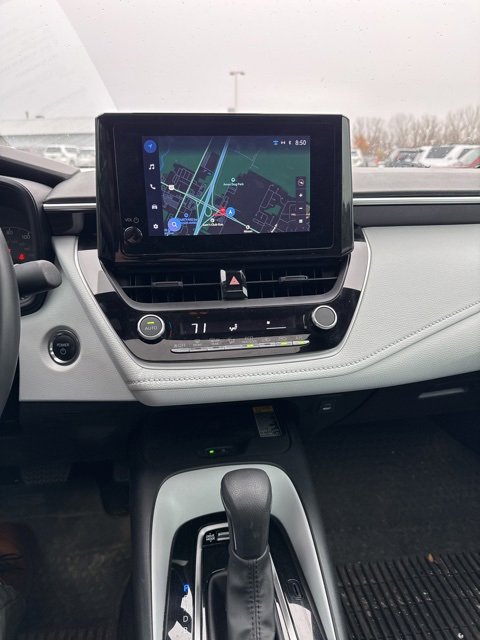 Used 2024 Toyota Corolla SE w/ SE Package image 10