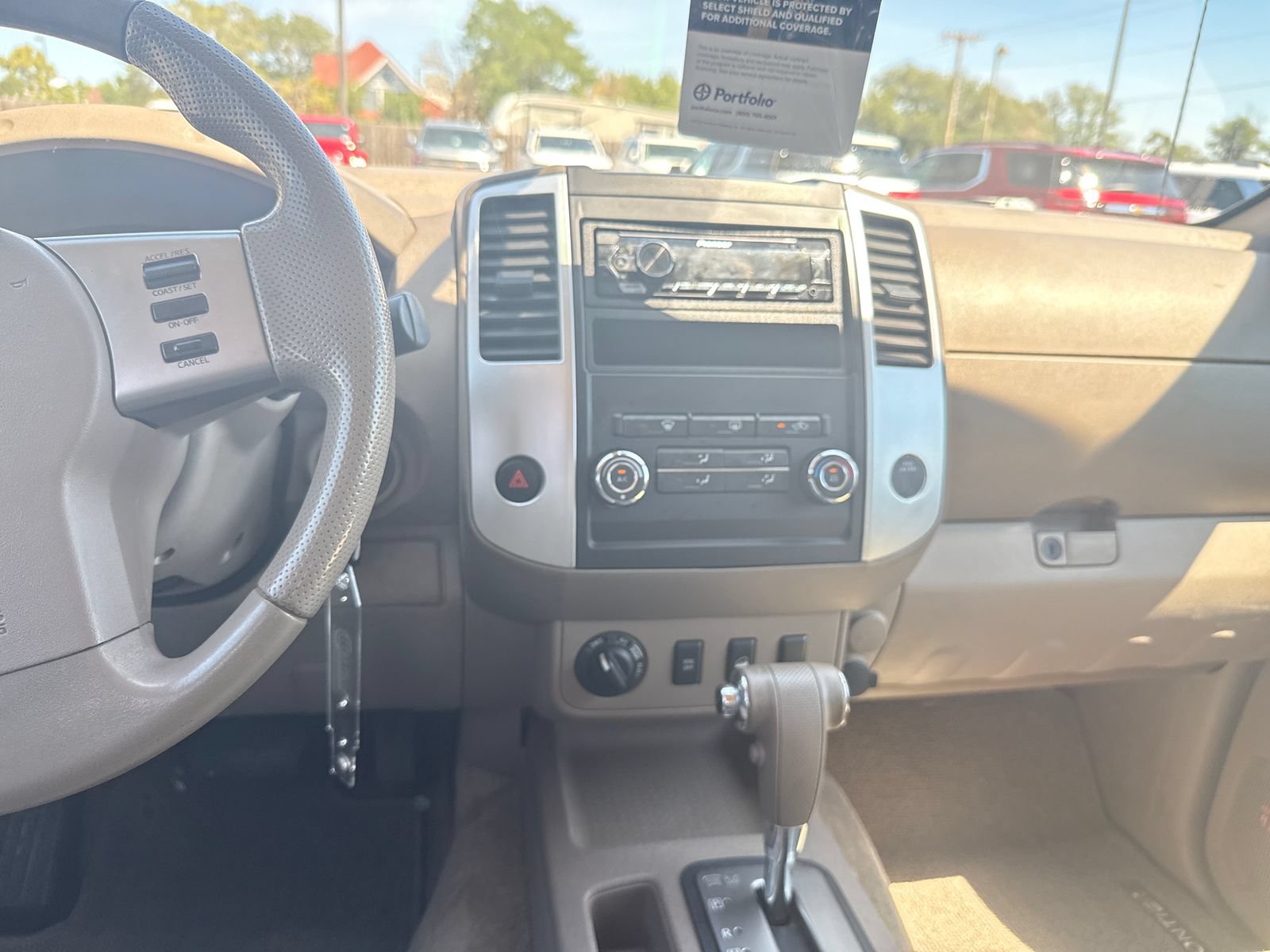 Used 2011 Nissan Frontier SV AWD/4WD image 26