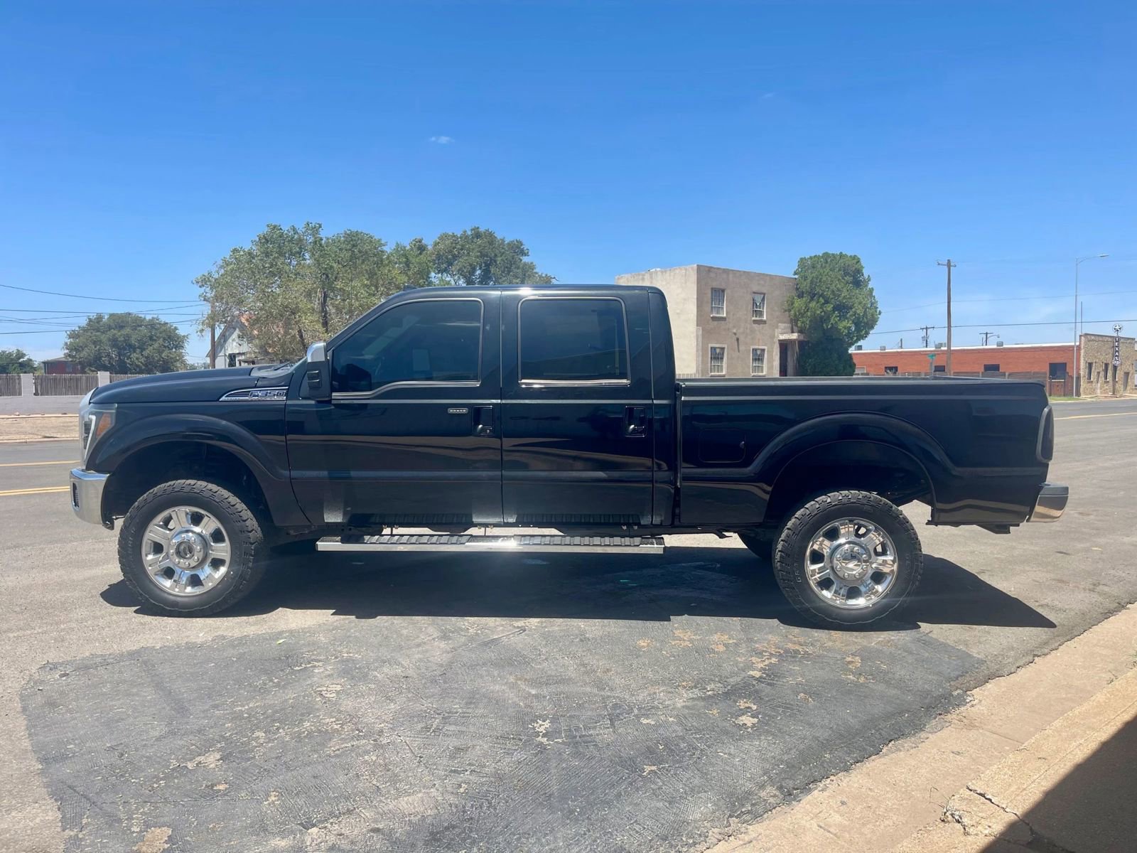 Used 2012 Ford F350 Lariat w/ Lariat Ultimate Pkg image 5