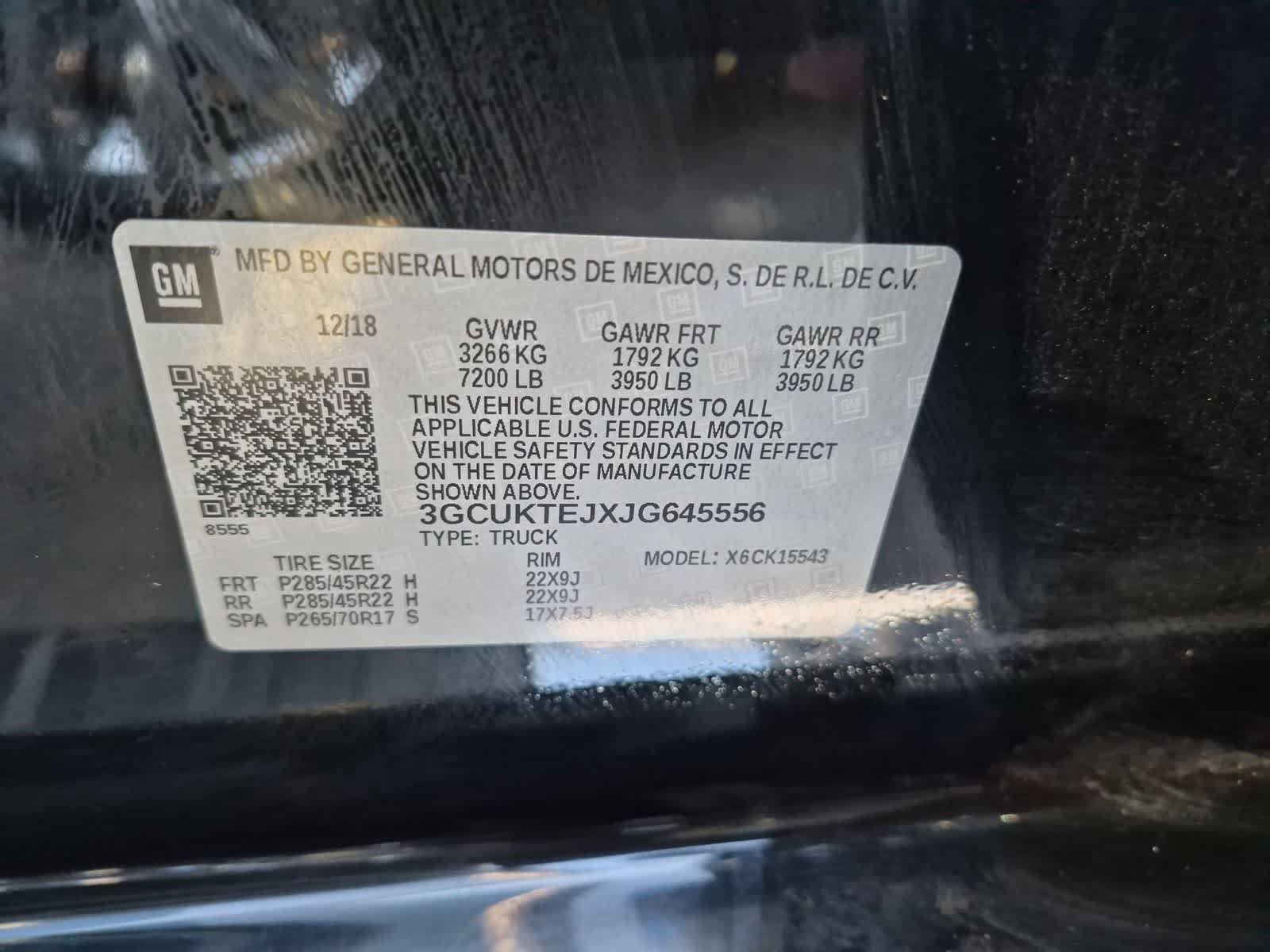 Used 2018 Chevrolet Silverado 1500 High Country w/ LPO, Protection Package AWD/4WD image 33
