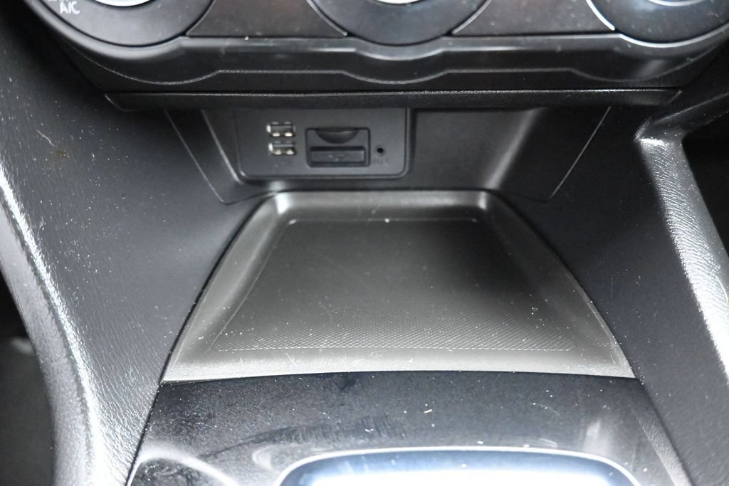 Used 2016 MAZDA MAZDA3 i Touring FWD image 19