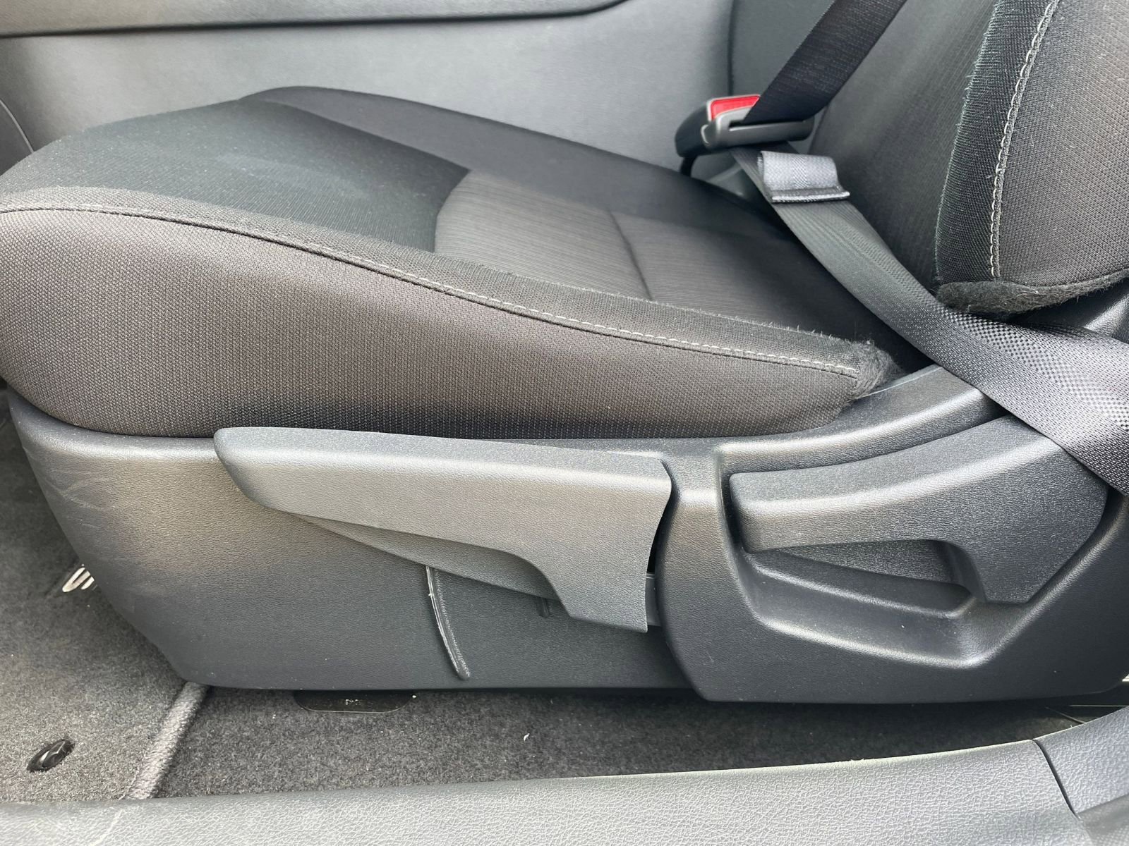 Used 2025 Nissan Sentra SV image 23