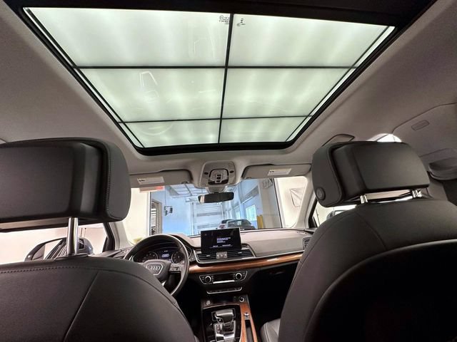 Certified 2023 Audi Q5 2.0T Premium w/ Convenience Package AWD/4WD image 16