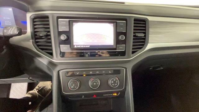 Used 2022 Volkswagen Atlas Cross Sport SE FWD image 33