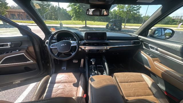 Used 2022 Kia Telluride SX w/ SX Prestige Package AWD/4WD image 14