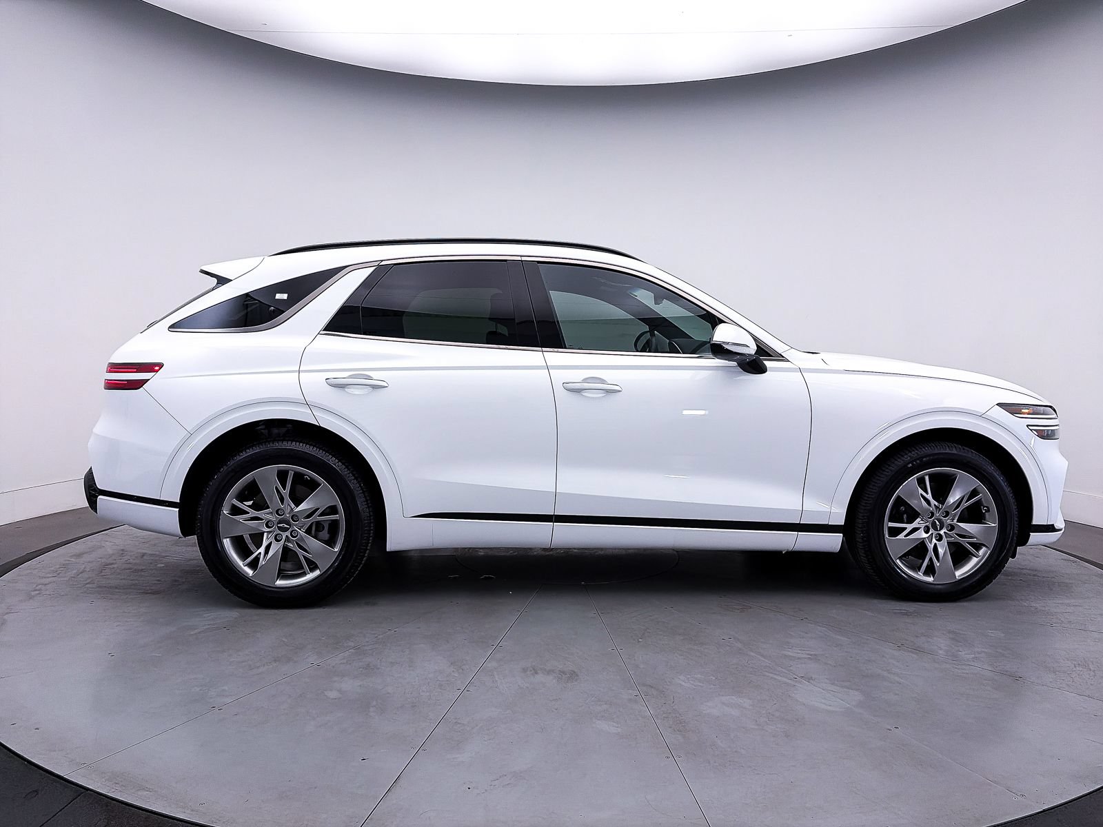 Used 2022 Genesis GV70 3.5T Sport AWD/4WD image 42