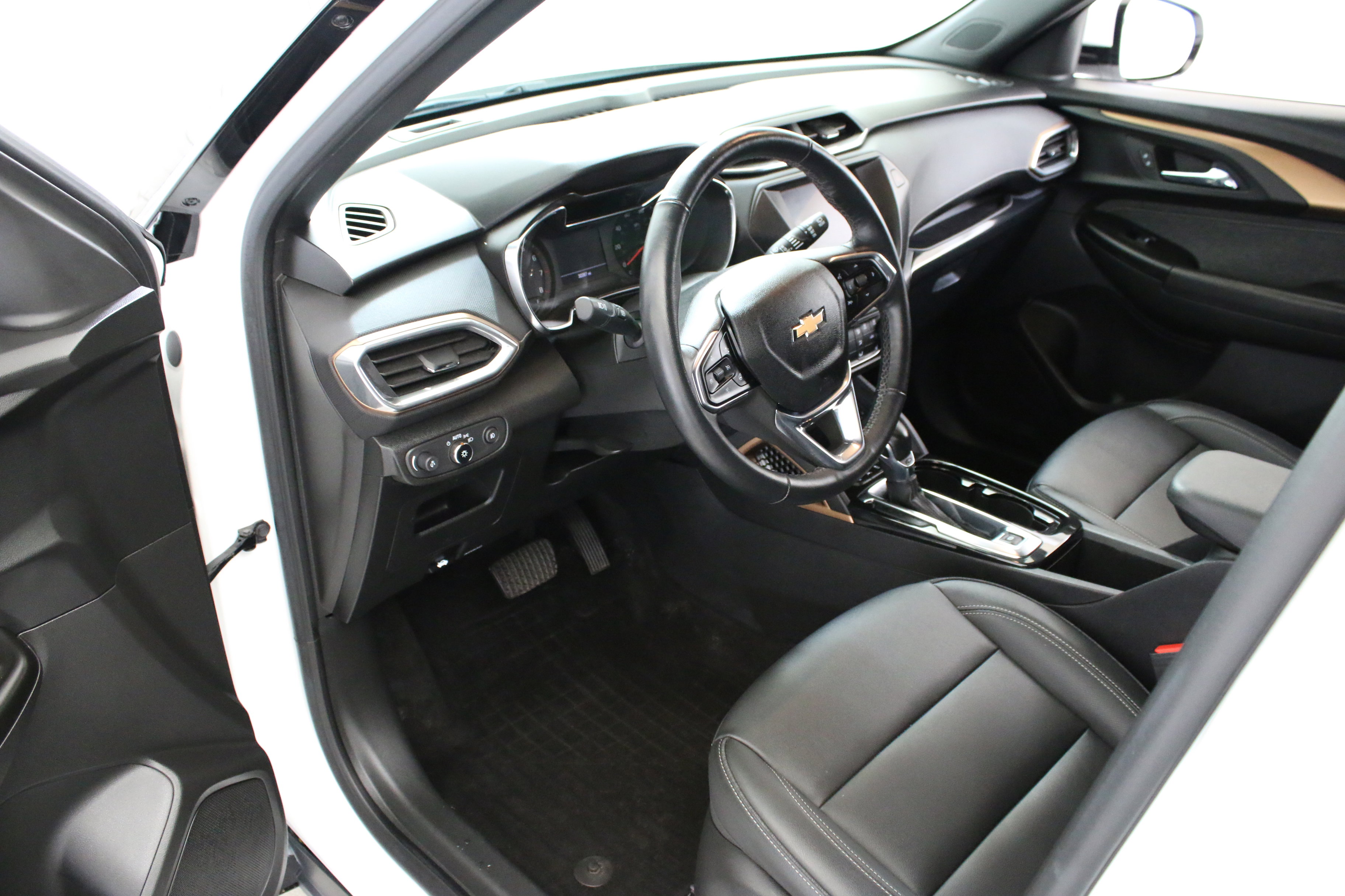 Certified 2023 Chevrolet TrailBlazer ACTIV FWD image 26