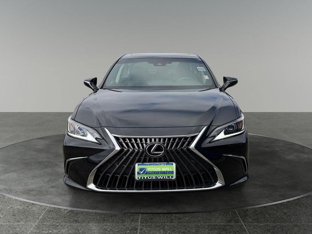 Used 2023 Lexus ES 250 w/ Premium Package AWD/4WD image 2