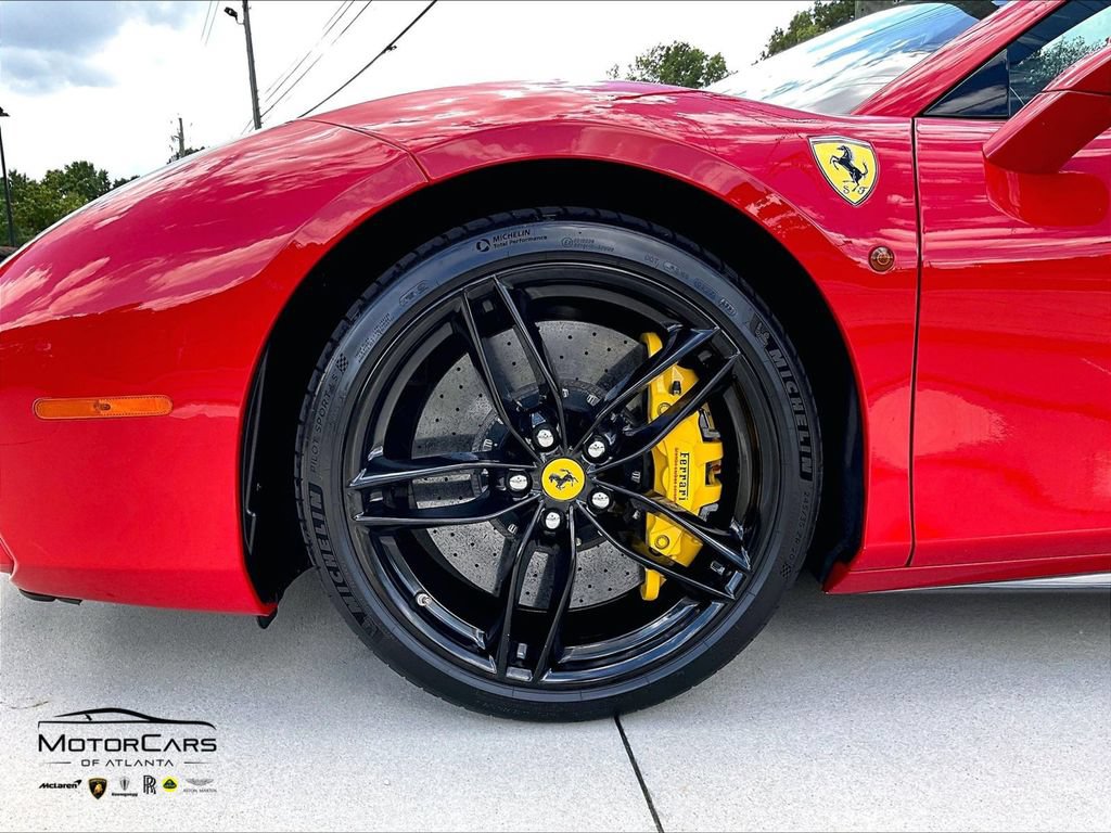 Used 2017 Ferrari 488 Spider RWD image 9