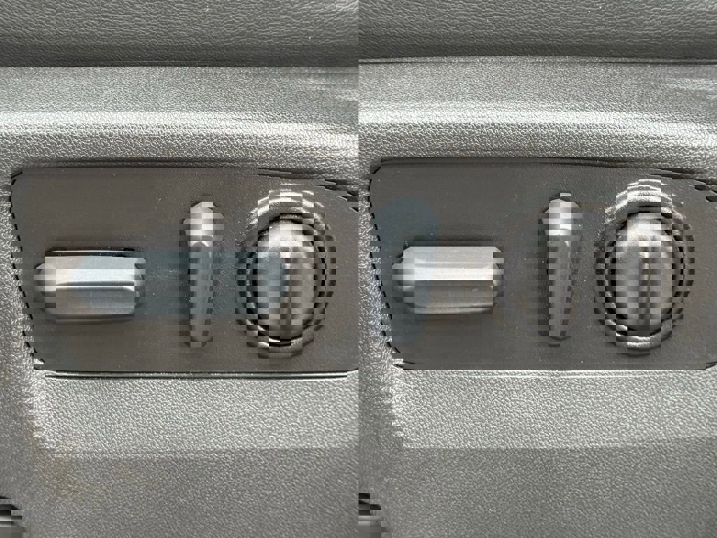 Used 2022 Chevrolet Silverado 2500 High Country w/ Safety Package II image 24