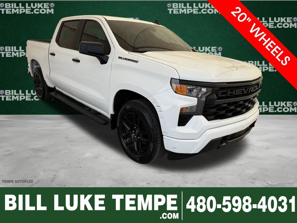 Used 2022 Chevrolet Silverado 1500 Custom image 1