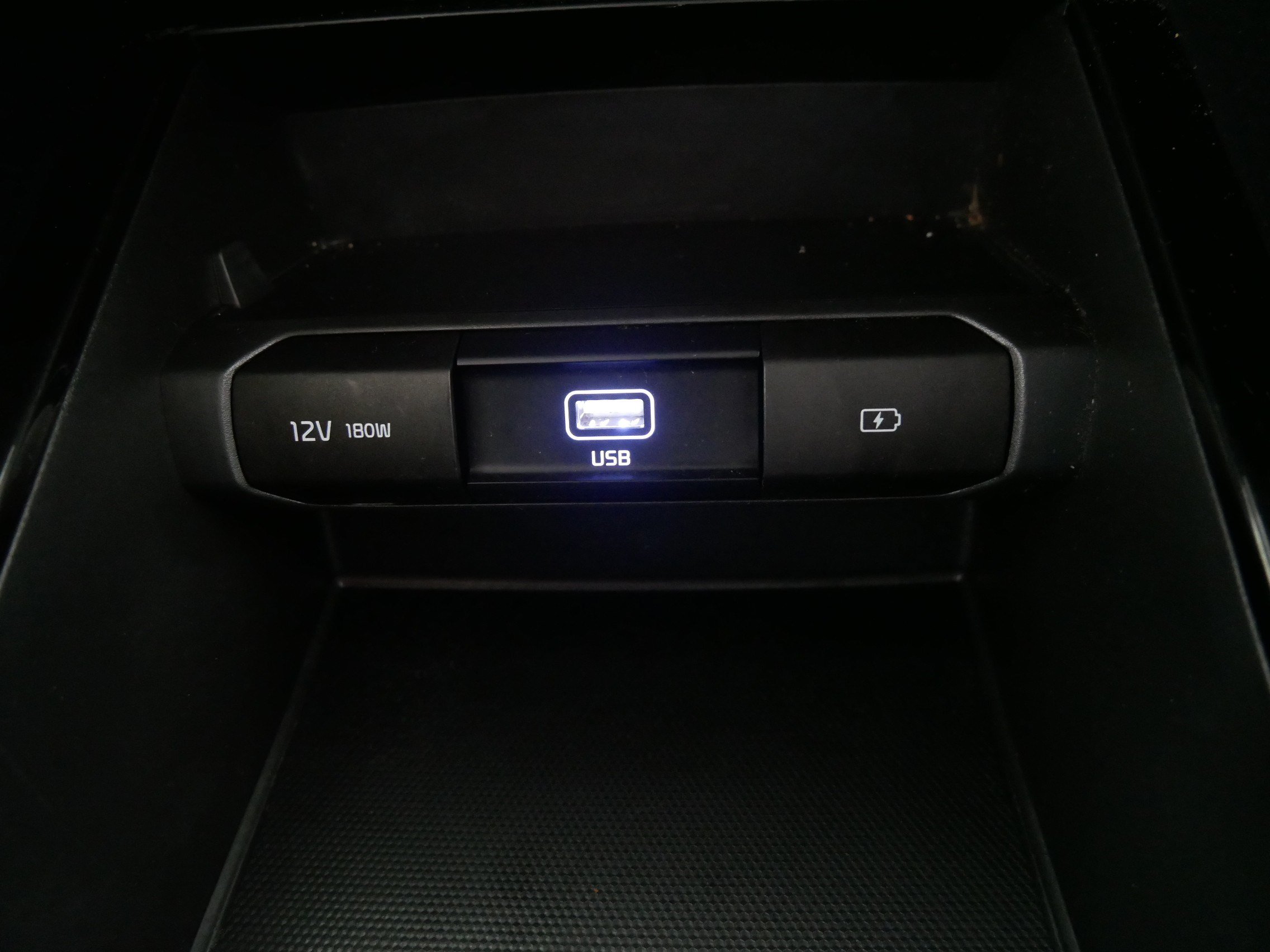 Used 2021 Kia Telluride LX AWD/4WD image 29
